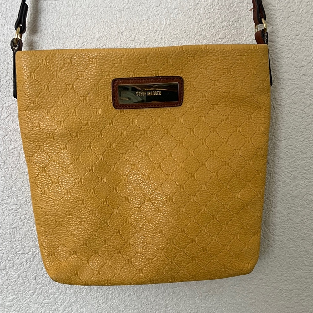 Steve Madden Mustard Yellow Textured Shoulder Bag